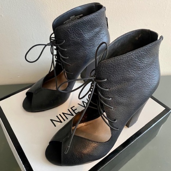 Nine West Peep toe lace up booties, Size Women's 7.5 - Picture 8 of 16